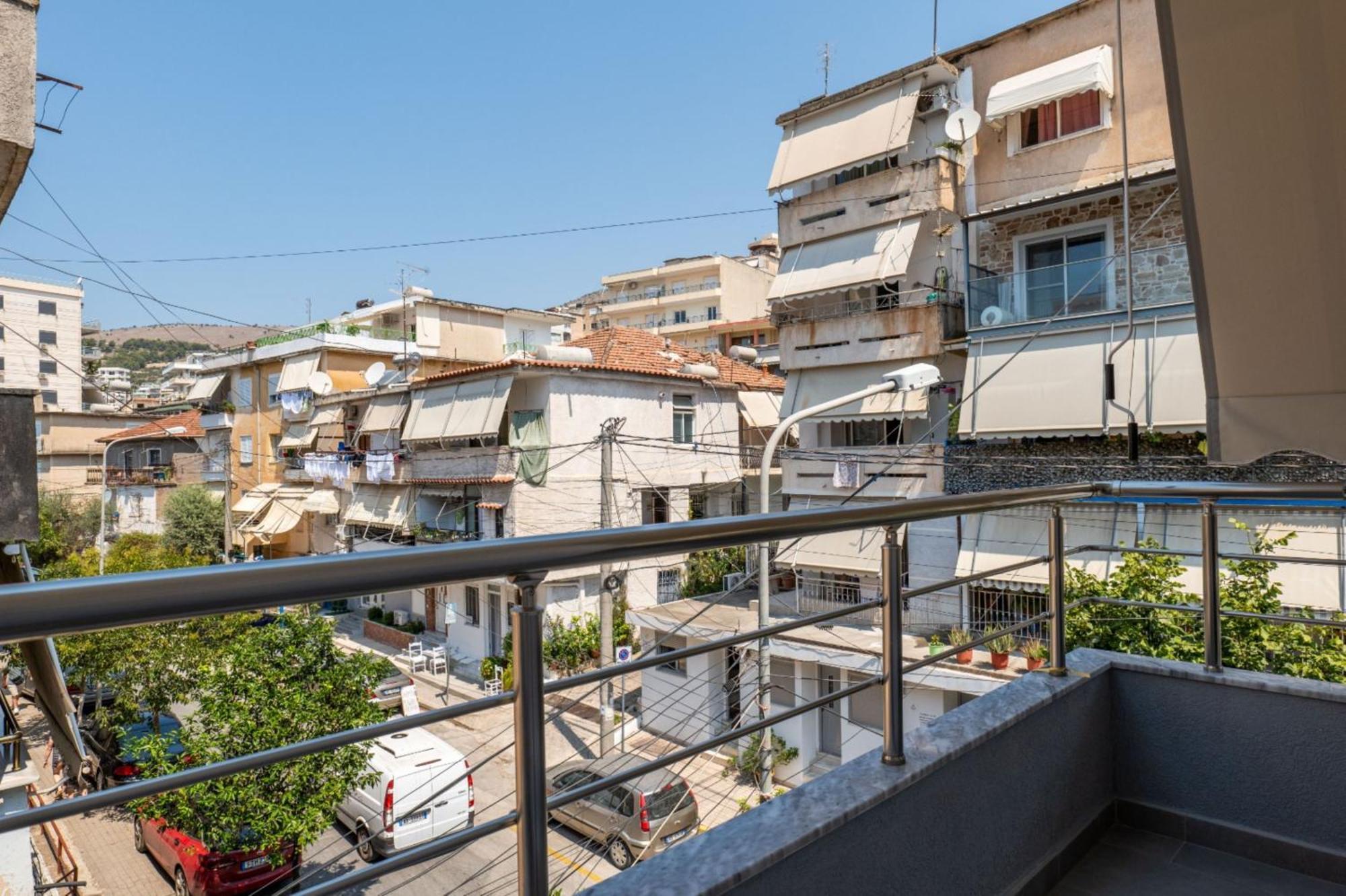 Aleksandra Apartments Sarande Bagian luar foto