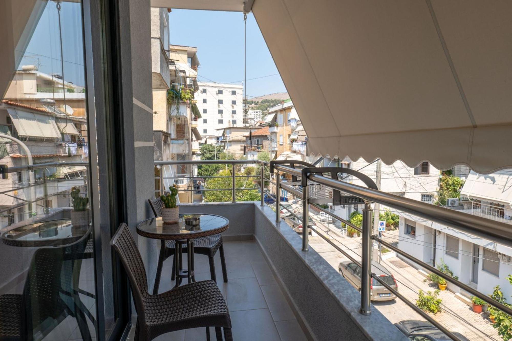 Aleksandra Apartments Sarande Bagian luar foto