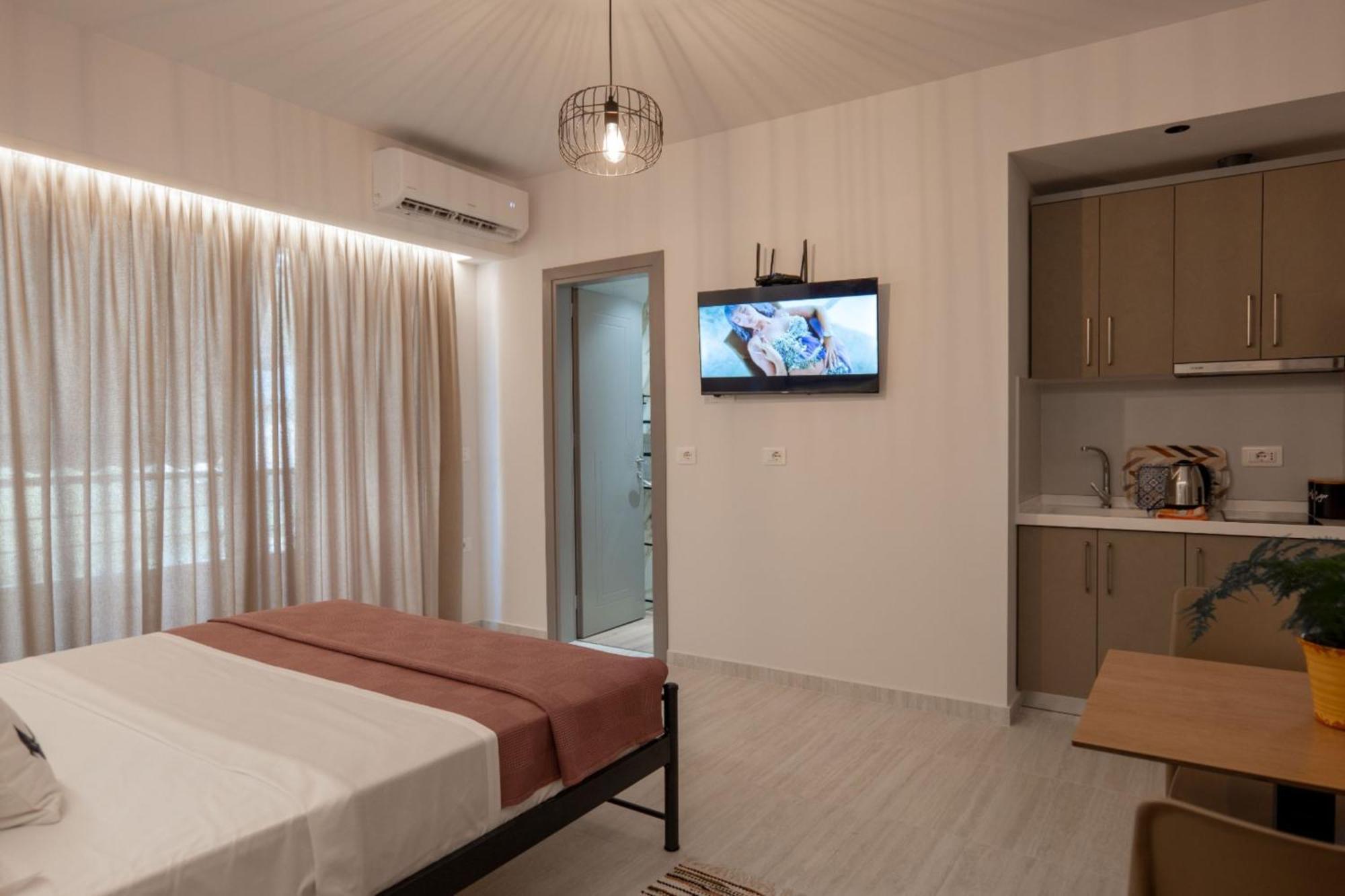 Aleksandra Apartments Sarande Bagian luar foto