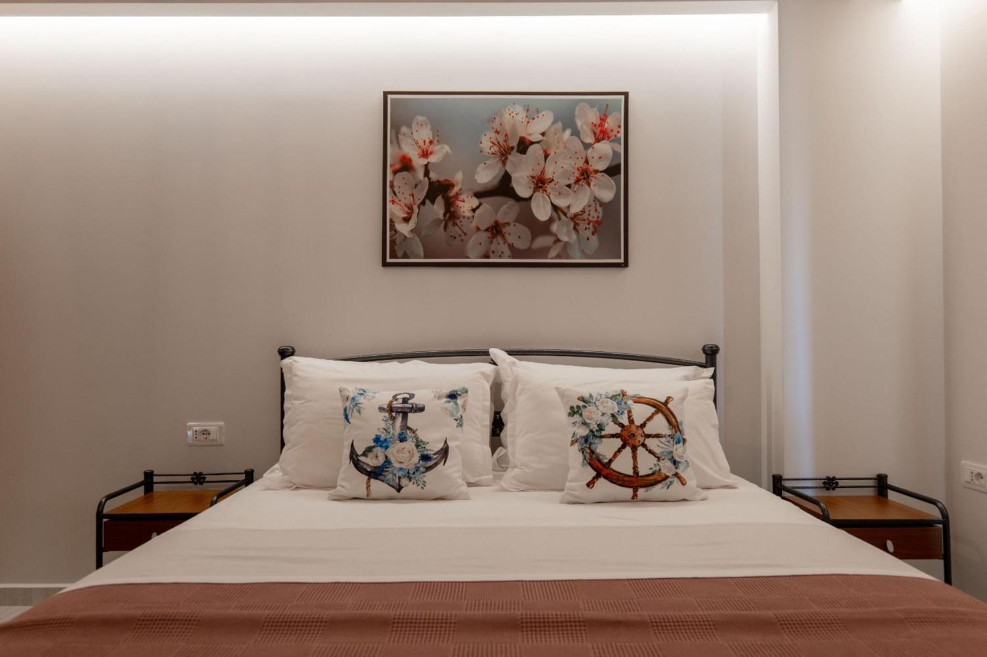 Aleksandra Apartments Sarande Bagian luar foto