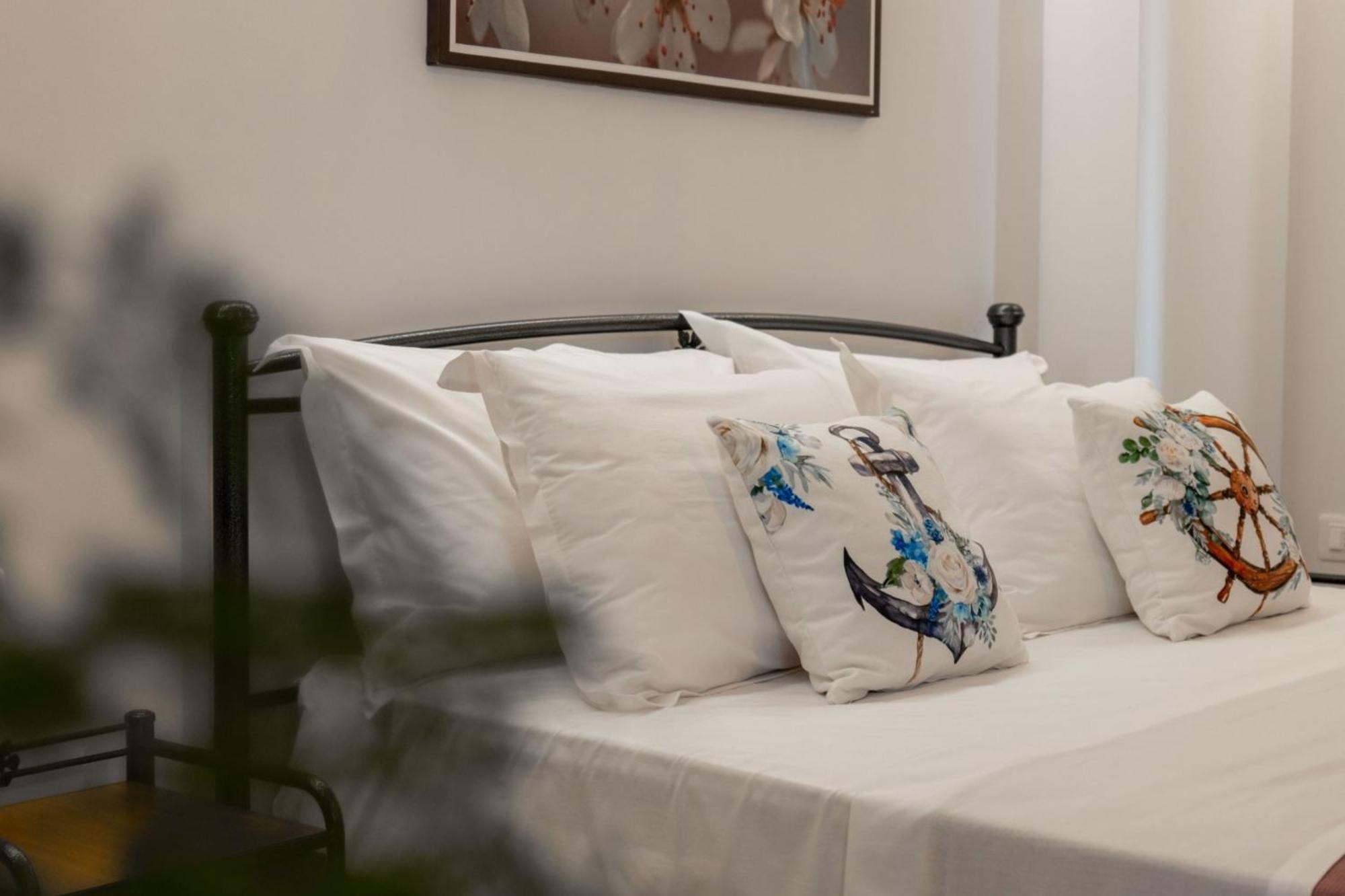 Aleksandra Apartments Sarande Bagian luar foto